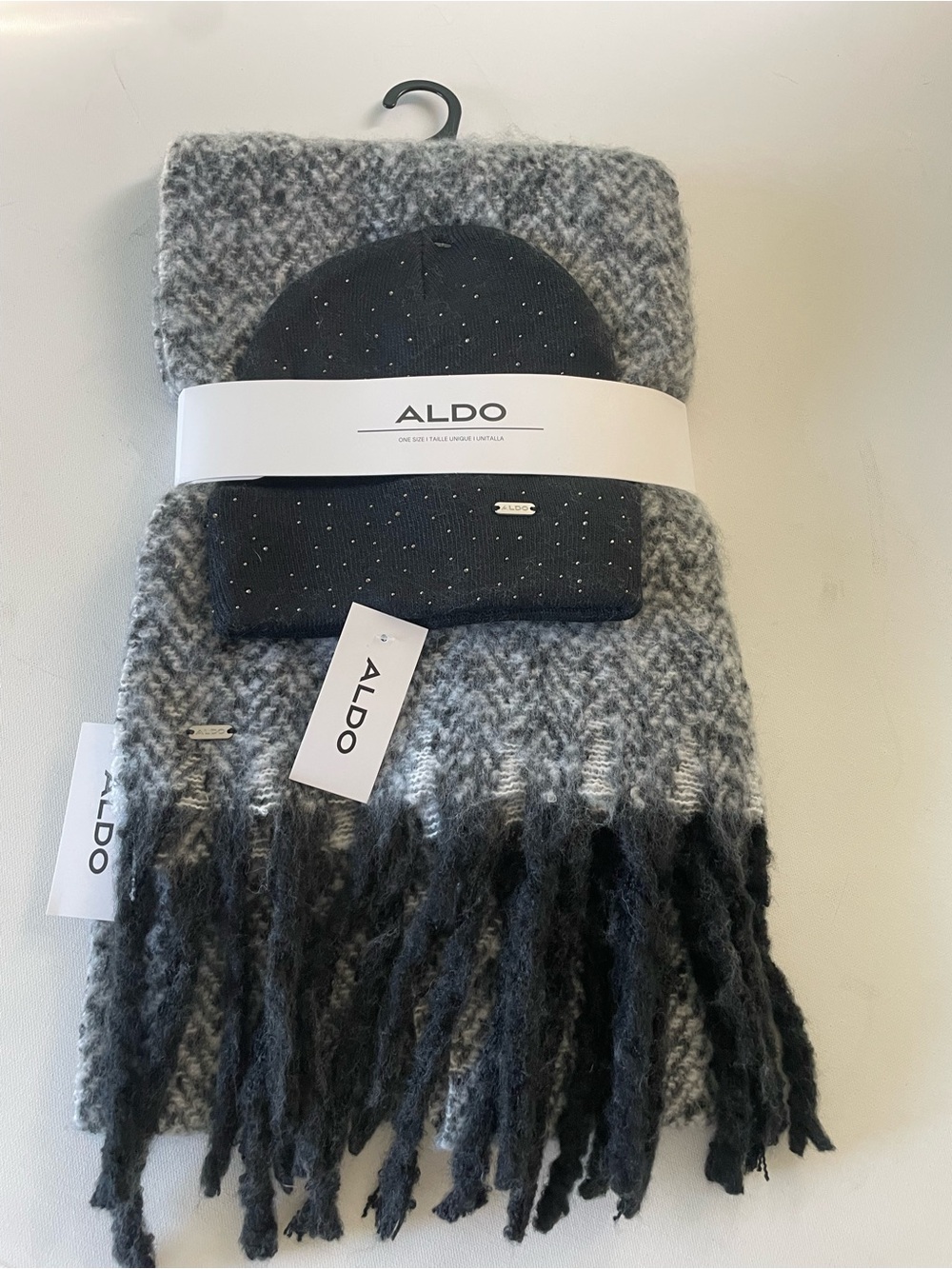 Aldo Beanie Sparkles and Scarf Set Black & Gray Winter Holiday Gift NEW
